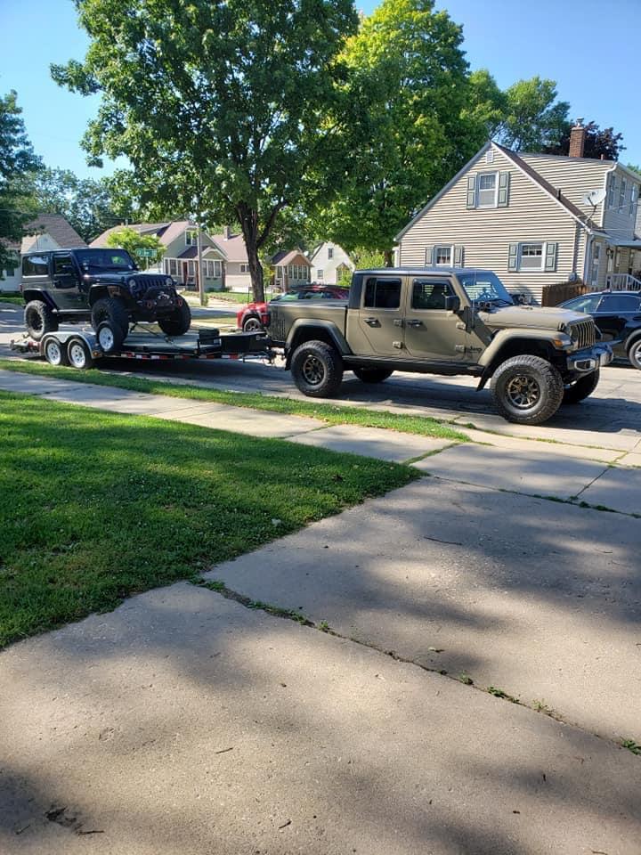 Jeep Gladiator So, what is everybody towing? C8776F92-142C-4179-9C1C-30FB27CC38E4