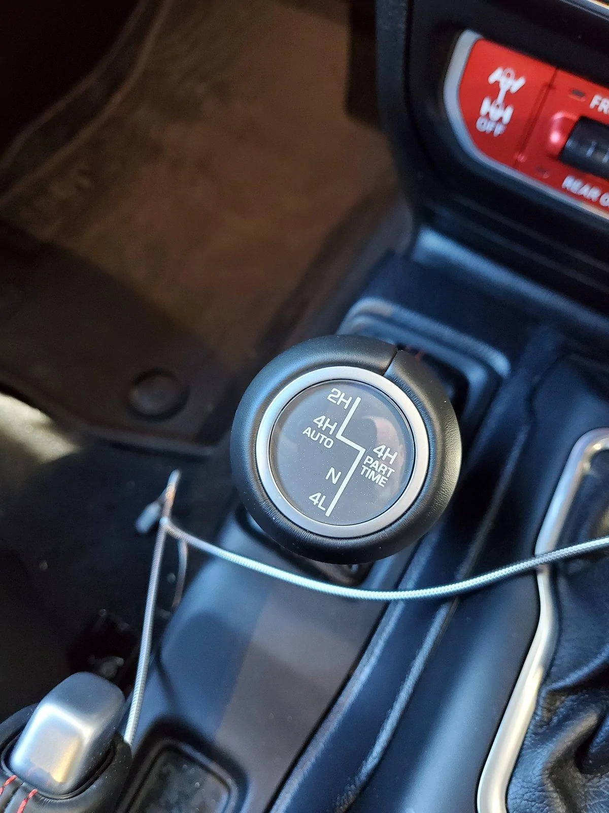 Jeep Gladiator Newbie Question - 4WD Auto / Part-Time 20200831_110501
