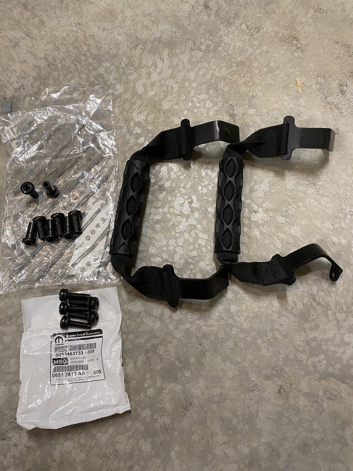 Jeep Gladiator Gladiator / JL Wrangler MOPAR front grab handles and spare parts E0C56C5F-8B8E-45CC-A81D-ECF11624A5D7