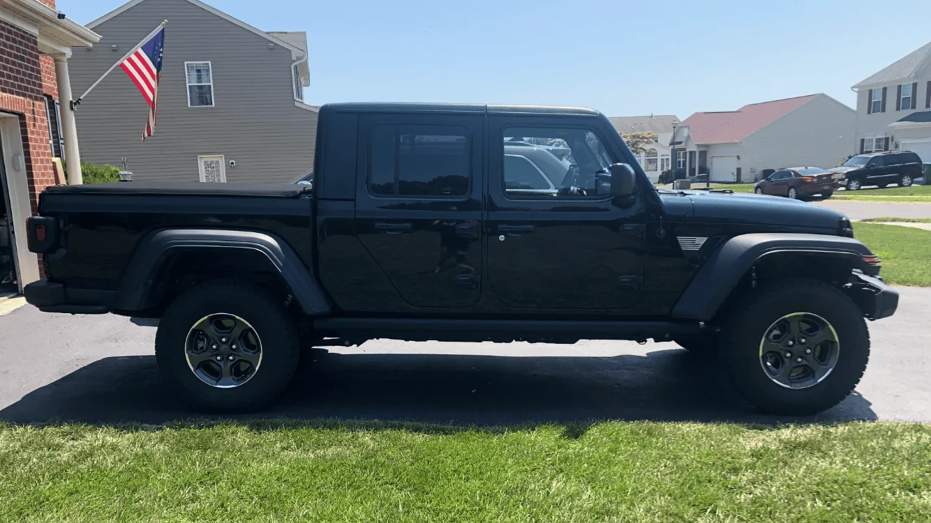 Jeep Gladiator Flag decals on gladiator?? 466422C1-7FF7-4A49-A65C-CF3514001C7C