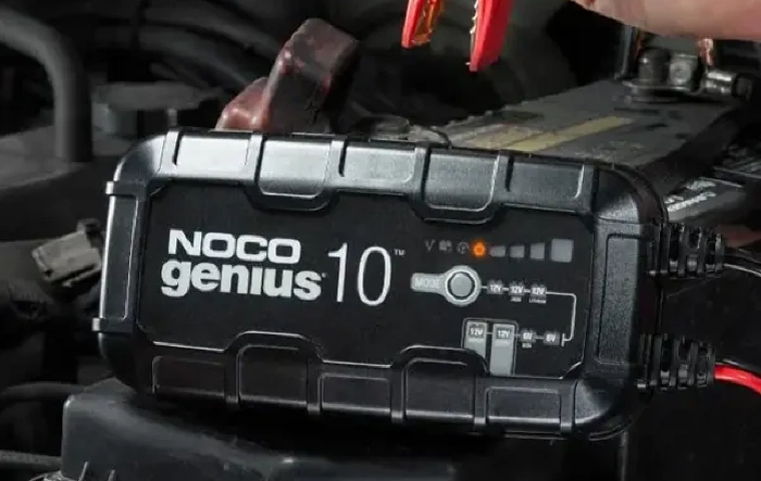 Charger pr0n: NOCO Genius10 battery - measured data & review