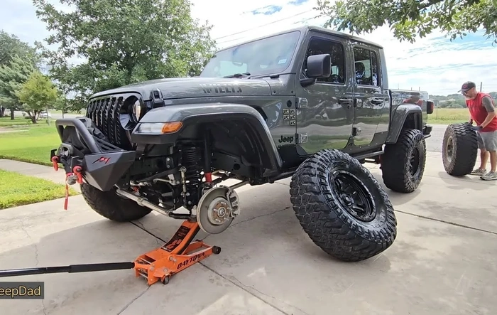 3W Floor Mats Giveaway | What have you done for your Gladiator this month?