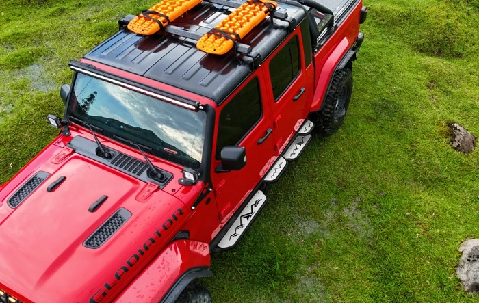 New High Clearance Wheel-to-Wheel Steps for your JT - Custom DIY Look! (by MONOKING) 🏔️