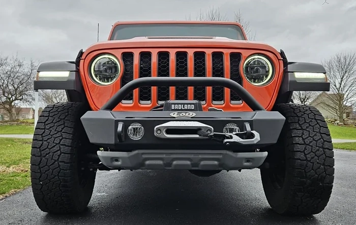 LOD Shorty bumper and Badlands Apex winch install