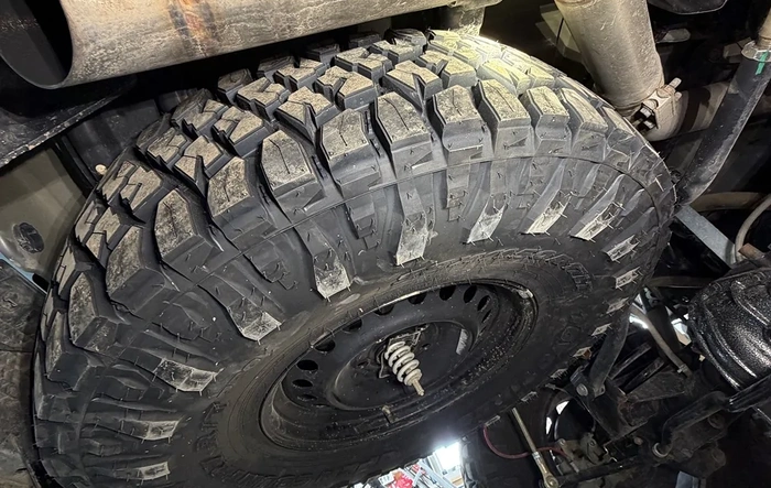 38” Spare Tire does fit in stock underbody location (how-to with photos)!