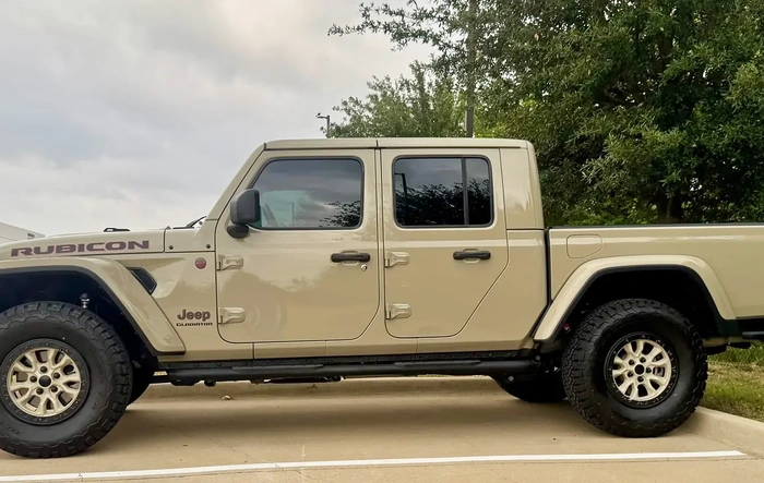 GOBI paint match 392 wheels + 35s