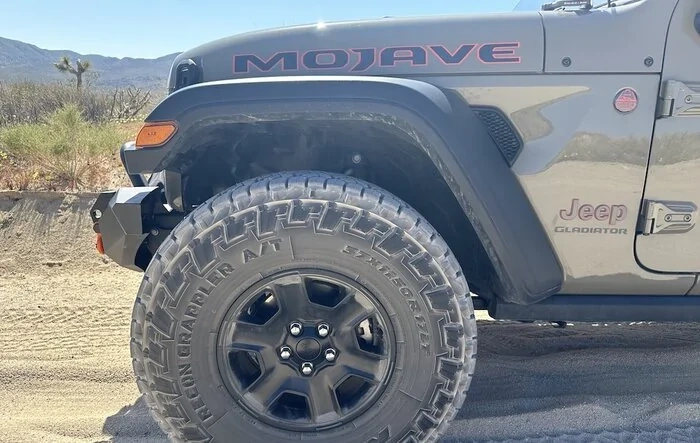 Nitto Recon Grappler 37x11.5R17 on 2020 Mojave
