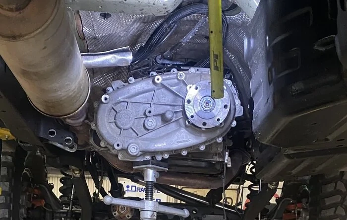 Swapped a Rubicon Transfer Case Into My Sport Today