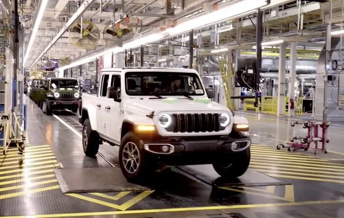 2024 Jeep Gladiator Production Starts at Toledo Assembly Complex