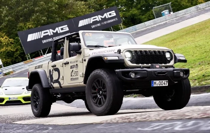 Gladiator takes on the Nurburgring race track!