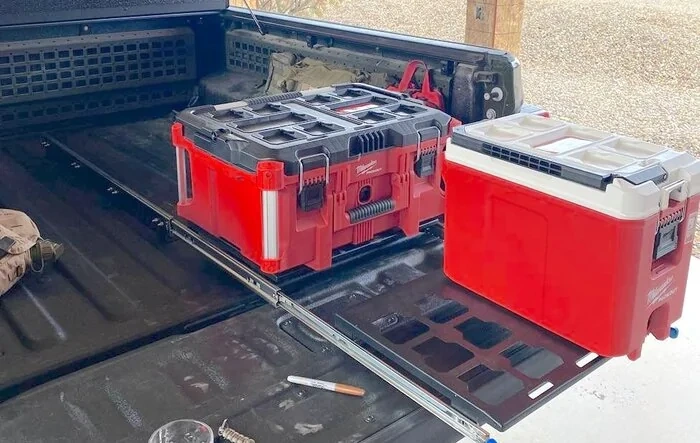 Packout box slider rack, bed storage
