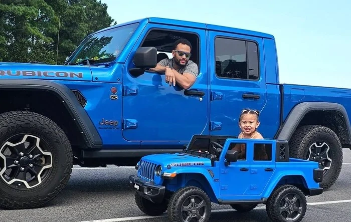 🚗 Father’s Day Giveaway – Share a Memory, Win a 3Wliners floor mat! 💙