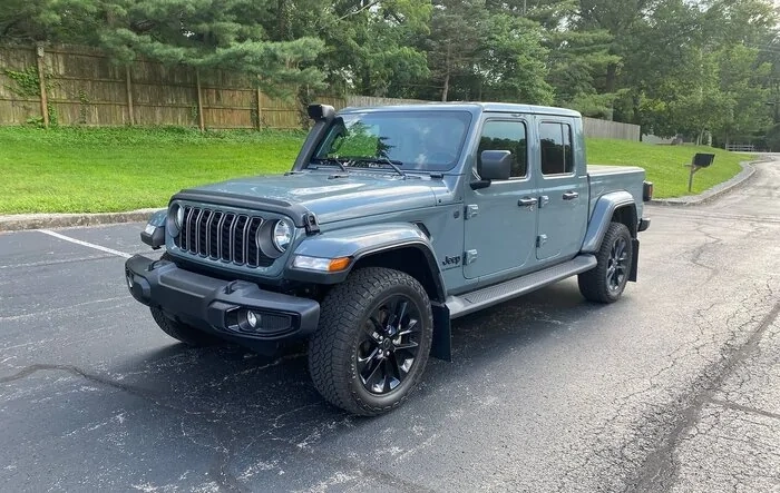 My New Ride - 2025 Gladiator Nighthawk JT