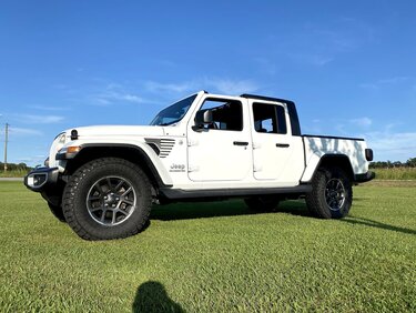 2020 White Overland (Slow Progress)