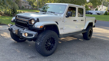 NY - Bright White Overland