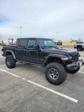 The kids aren't alright (getting into the Jeep)