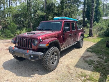 Jeep Gladiator DV8 Off-road Rock Sliders w Side Steps *$400* EF3C6101-A3FC-49CD-94E6-43AE396C8C9F