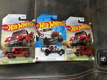Jeep Gladiator Toy Gladiators, completed my Hot Wheels set. 1119CA31-753E-4D74-9535-61CB151C02A6