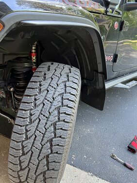 Jeep Gladiator Anyone installed Xtreme Recon Fenders on JT? B485E22D-72A5-451F-B020-2DC5881A2D68