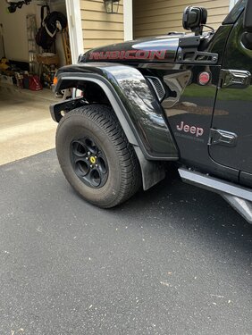 Jeep Gladiator Anyone installed Xtreme Recon Fenders on JT? EA2A3038-774B-4D80-A443-0B9A3DDB1C92