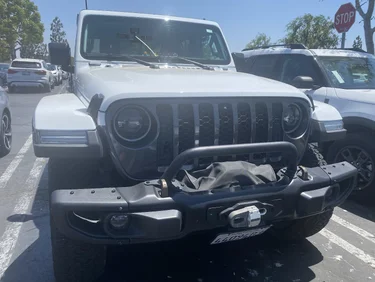 Jeep Gladiator Warn winch plate #101255 with a FACTORY steel Rubicon front bumper? YES, it can be done THANKS for the information B0F6C251-5C66-492E-B39A-9AF7E704E3DA