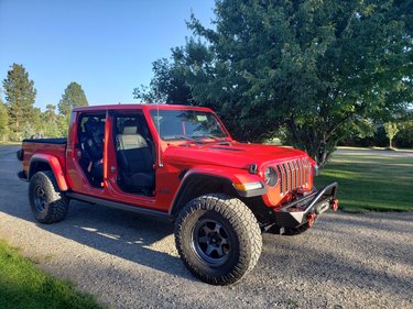 Jeep Gladiator BUMPERS! JT side