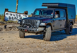SWAT Camper Gladiator Rubicon