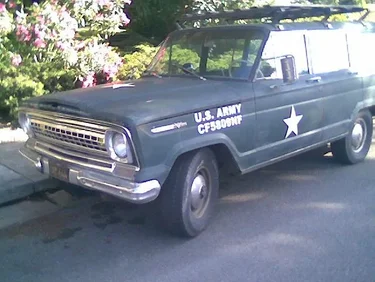 '68 Wagoneer