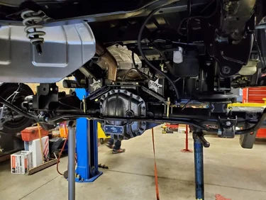 Jeep Gladiator Harold's Sting Gray JTR Build lift5