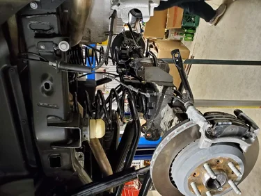 Jeep Gladiator Harold's Sting Gray JTR Build lift7
