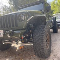 818Gladiator