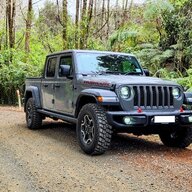 fredjeepgladiatornz26